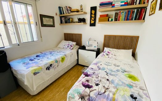 Villa – Roldan – Ref:76854