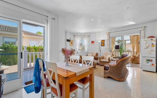 Villa – Ciudad Quesada – Ref:76345