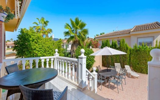 Villa – Ciudad Quesada – Ref:76345