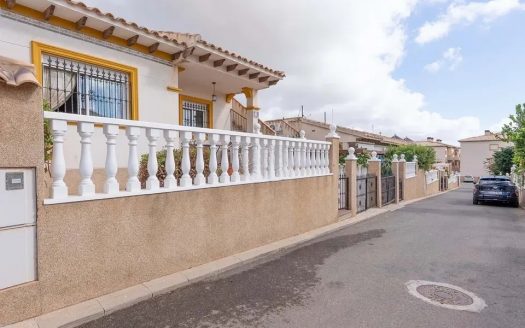 Villa – Villamartin – Ref:77727