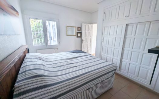 Villa – Rojales – Ref:77223