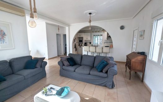 Villa – Rojales – Ref:77223