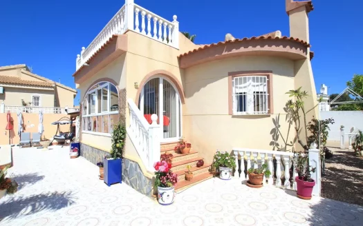 Villa – Rojales – Ref:77443