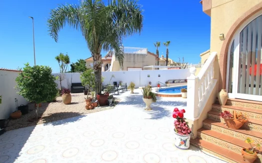 Villa – Rojales – Ref:77443