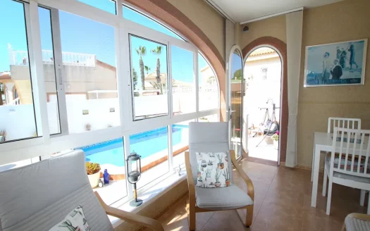 Villa – Rojales – Ref:77443