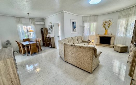 Villa – Rojales – Ref:77196