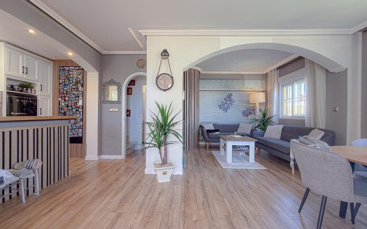 Villa – Cabo Roig – Ref:78201