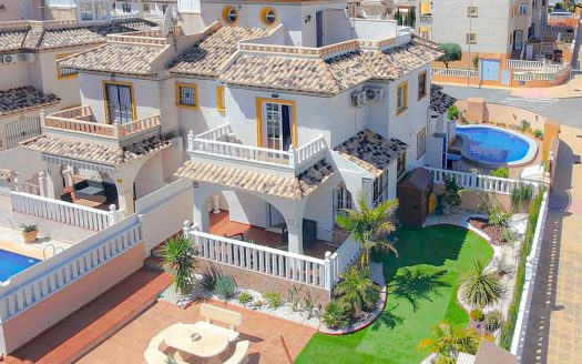 Villa – Cabo Roig – Ref:78201