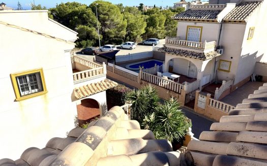 Villa – Cabo Roig – Ref:78535