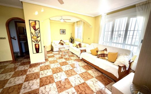 Villa – Cabo Roig – Ref:78535