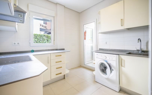 Villa – Roldan – Ref:79849