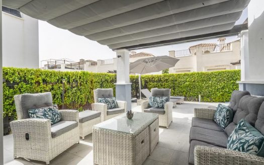 Villa – Roldan – Ref:79866