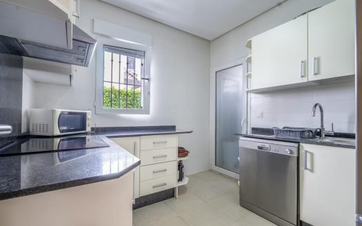 Villa – Roldan – Ref:79866