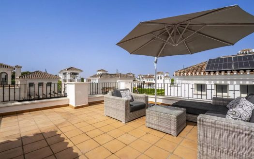 Villa – Roldan – Ref:79866