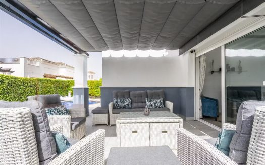 Villa – Roldan – Ref:79866