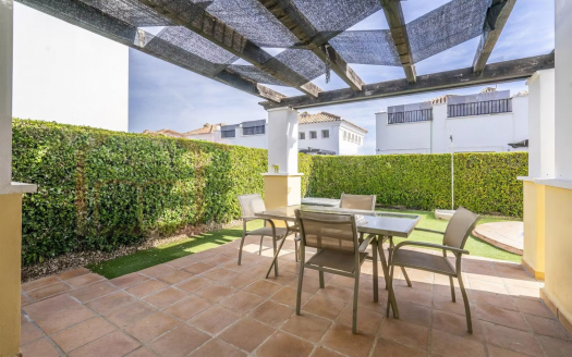 Villa – Roldan – Ref:79849