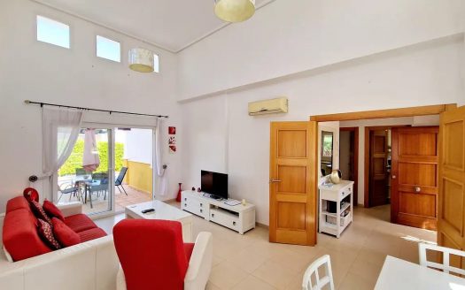 Villa – Roldan – Ref:79731