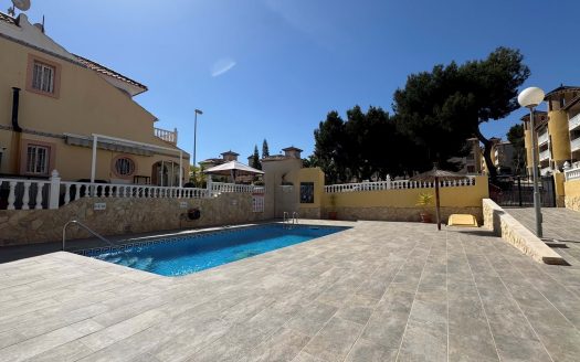 Maison – Villamartin – Ref:80698
