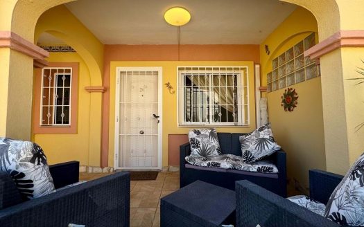 Maison – Villamartin – Ref:80404