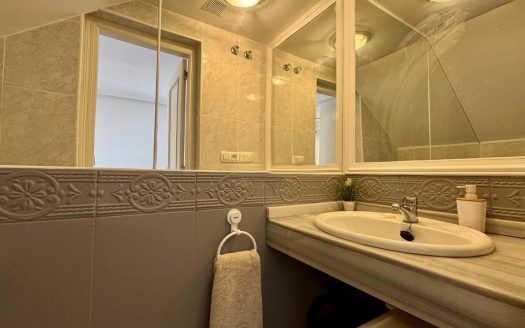 Maison – Villamartin – Ref:80404