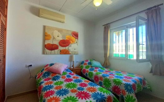 Villa – Torrevieja – Ref:80237