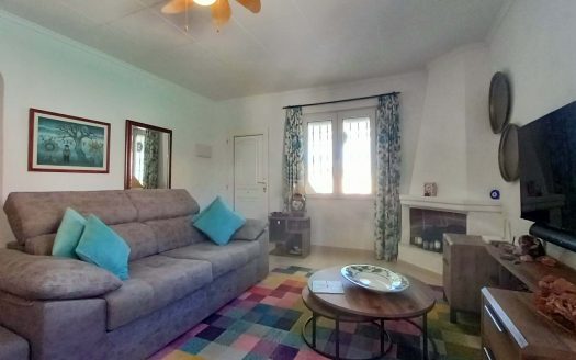 Villa – Torrevieja – Ref:80237