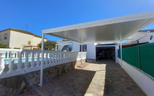 Villa – Torrevieja – Ref:80237