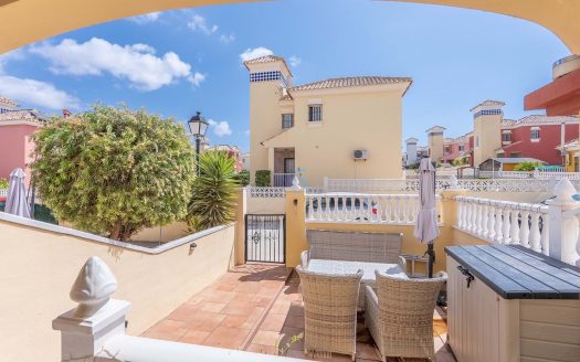 Maison – Lo Crispin – Ref:80423