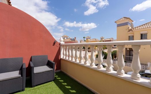 Maison – Lo Crispin – Ref:80423