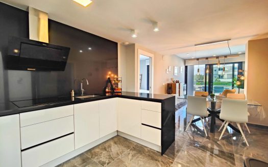 Appartement – Los Altos- Ref:81391