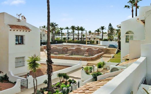 Maison – Villamartin – Ref:81108