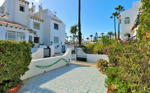 Maison – Villamartin – Ref:81108