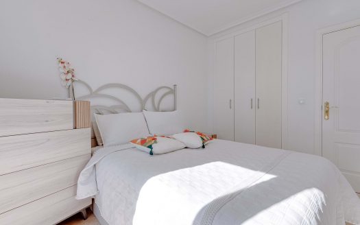 Maison – Villamartin – Ref:81030