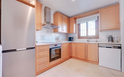 Maison – Villamartin – Ref:81030