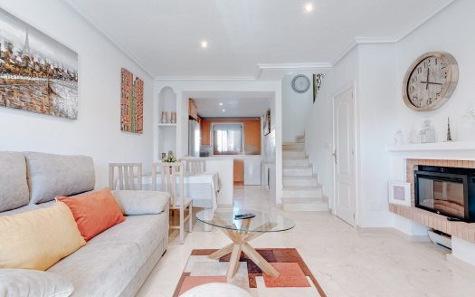 Maison – Villamartin – Ref:81030