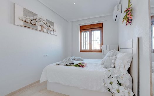 Maison – Villamartin – Ref:81030