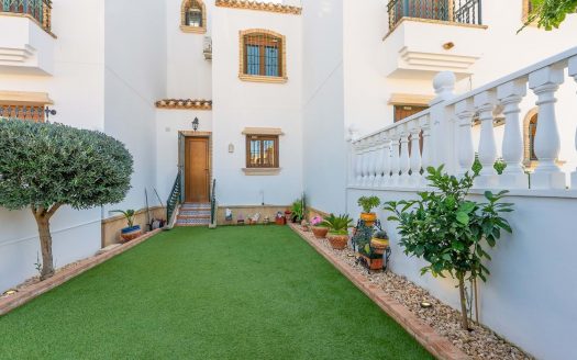 Maison – Villamartin – Ref:81030