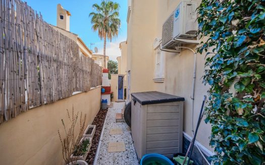 Villa – Ciudad Quesada – Ref:81263