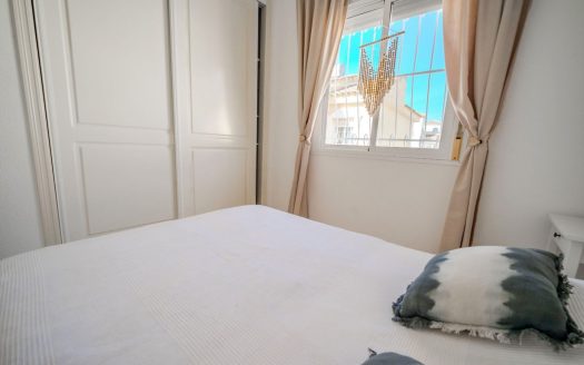 Villa – Ciudad Quesada – Ref:81263