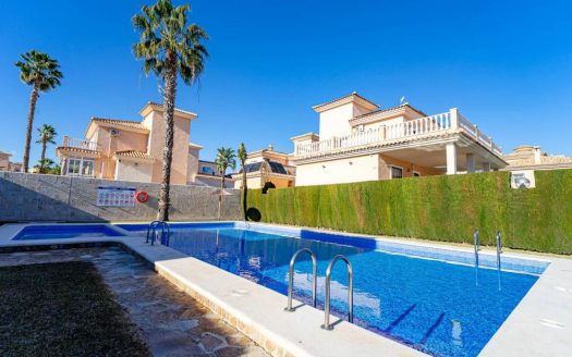 Maison – Punta Prima – Ref:81904