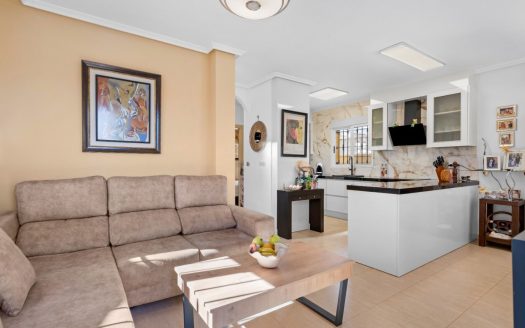 Villa – Guardamar del Segura – Ref:81690