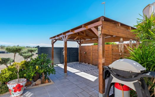 Villa – Guardamar del Segura – Ref:81690