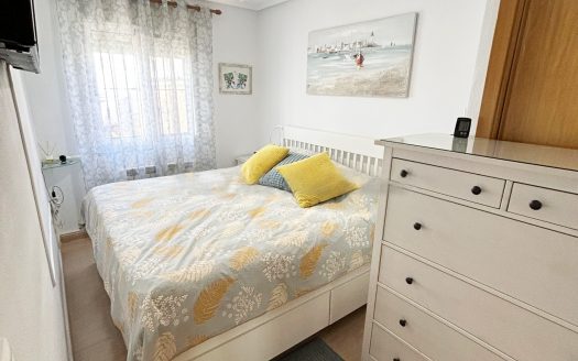 Villa – Avileses- Ref:82325