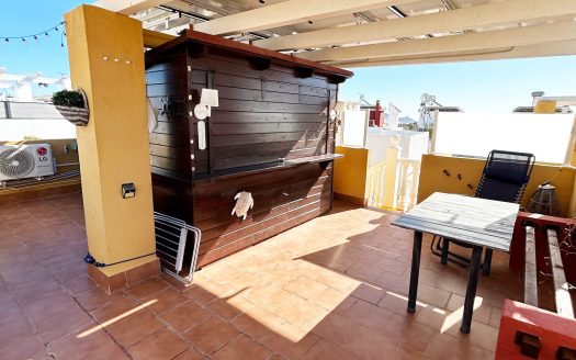 Villa – Avileses- Ref:82325