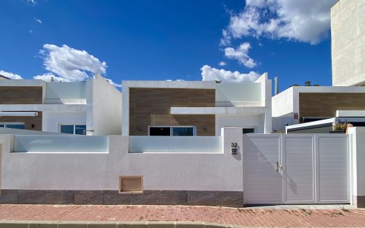 Villa – Avileses- Ref:82176