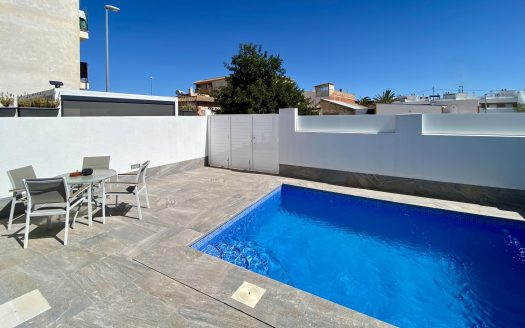 Villa – Avileses- Ref:82176