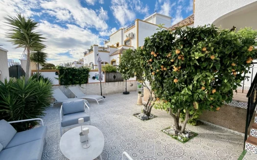 Villa – San Miguel-Ref:82481