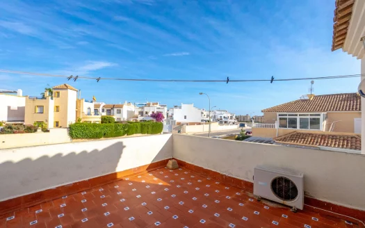 Villa- Playa Flamenca – Ref:82428