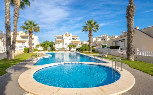 Villa- Playa Flamenca – Ref:82428