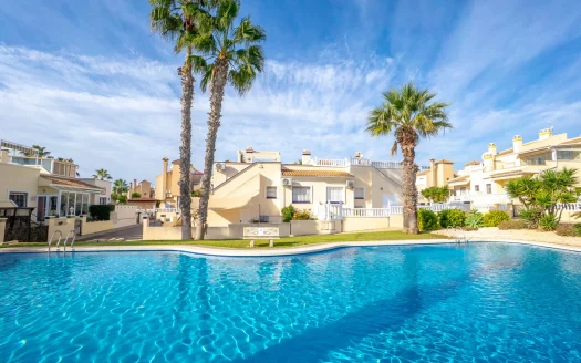 Villa- Playa Flamenca – Ref:82428